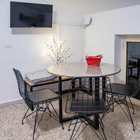 Jonexh Apartments Tiranë Ngoại thất bức ảnh